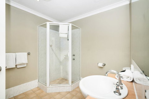 6 Executive Eastside Parking, Gym & Pool - QLD Tourism 31