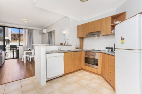 6 Executive Eastside Parking, Gym & Pool - QLD Tourism 40