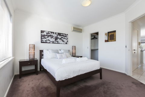 Cottesloe Beach House II - Queensland Tourism 16