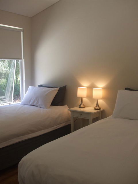 Cape Villas Dunsborough Unit 2 - QLD Tourism 13