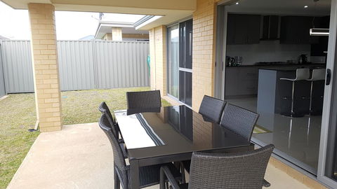 Rainbow Dream House - Queensland Tourism 24