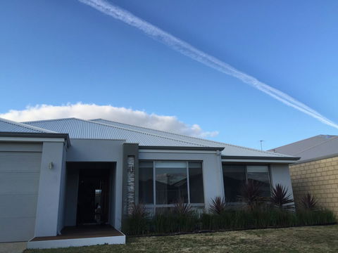 Rainbow Dream House - Queensland Tourism 28