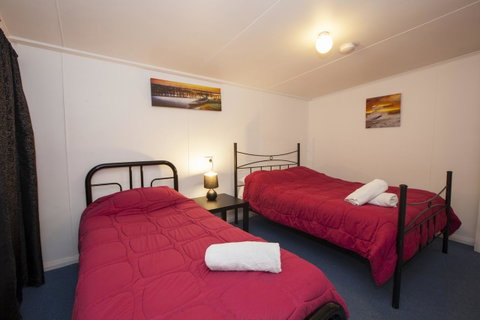Rustic Retreat Esperance - QLD Tourism 22