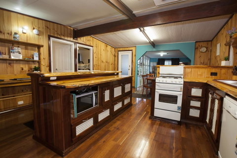 Rustic Retreat Esperance - QLD Tourism 10