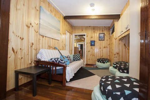 Rustic Retreat Esperance - QLD Tourism 16