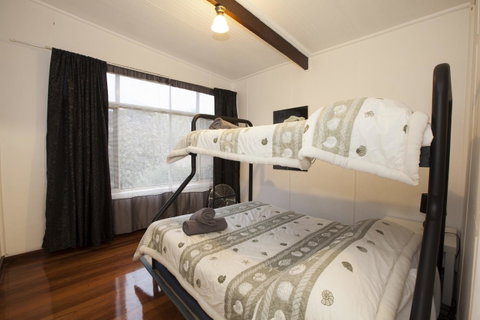 Rustic Retreat Esperance - QLD Tourism 26