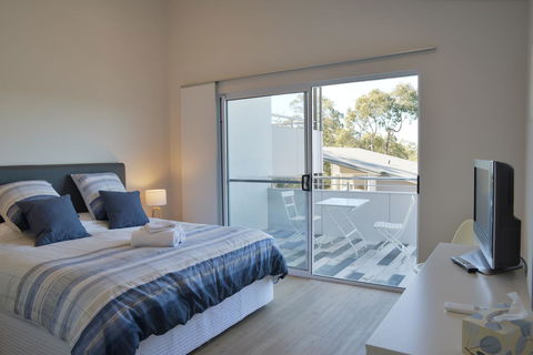 The Villa Dunsborough - Queensland Tourism 6