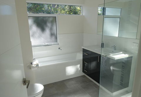 The Villa Dunsborough - Queensland Tourism 9