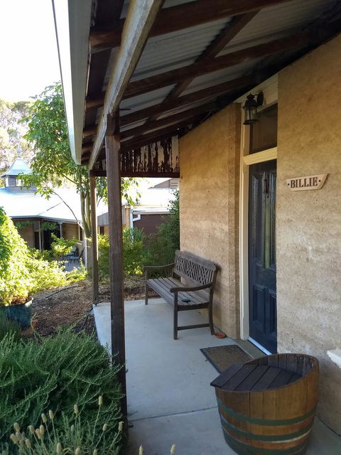 Hotham Ridge Estate - QLD Tourism 17