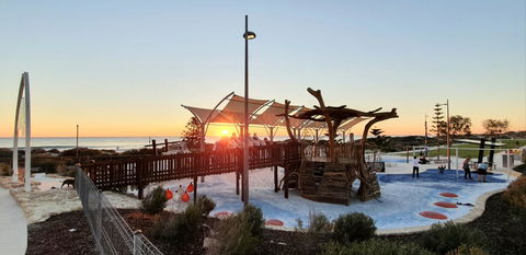 West Beach Lagoon 202 - Quiet & Ground Floor! - Queensland Tourism 24
