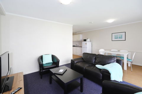 West Beach Lagoon 202 - Quiet & Ground Floor! - Queensland Tourism 11