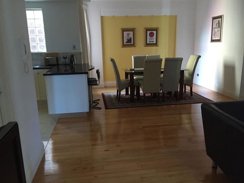 West End District Apartments - Queensland Tourism 16