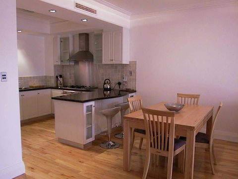 West End District Apartments - Queensland Tourism 21