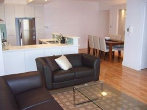 West End District Apartments - Queensland Tourism 24