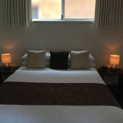 West End District Apartments - Queensland Tourism 4