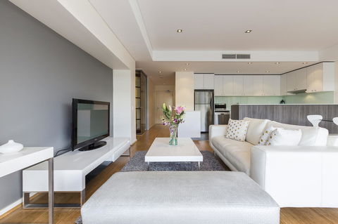 Gallery Serviced Apartments - Queensland Tourism 6