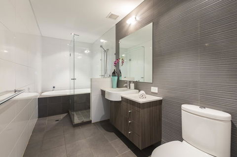 Gallery Serviced Apartments - Queensland Tourism 16