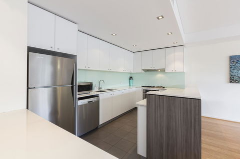 Gallery Serviced Apartments - Queensland Tourism 7
