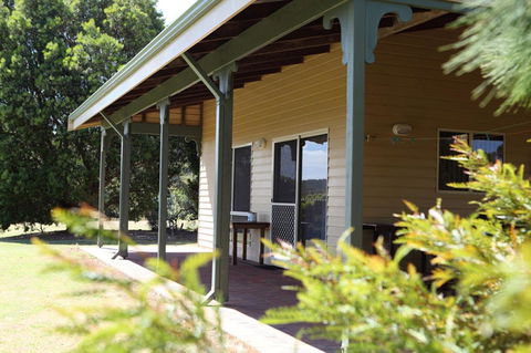 Riverside Retreat Chalets, Walpole - QLD Tourism 5
