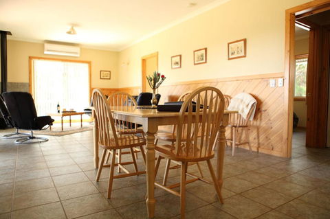 Riverside Retreat Chalets, Walpole - QLD Tourism 10