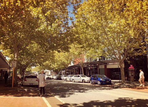Regal Apartments - QLD Tourism 3