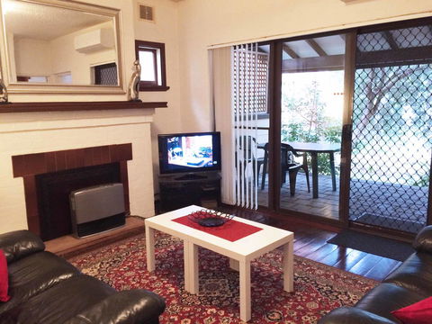 Kenata-Fairway Apartment Hotel - Queensland Tourism 21