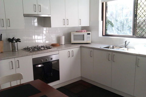 Kenata-Fairway Apartment Hotel - Queensland Tourism 31