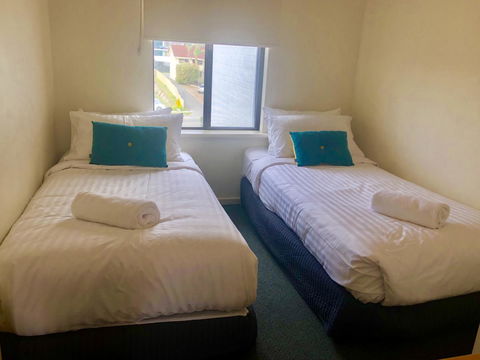 West Beach Lagoon 114 â€“ Ocean Views - Queensland Tourism 7