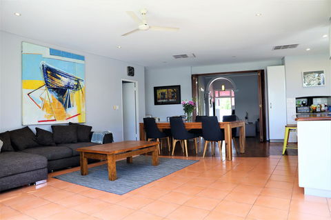 Fremantle Heritage Home For You To Enjoy! - Queensland Tourism 12