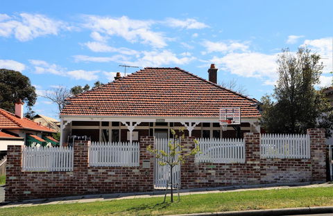 Fremantle Heritage Home For You To Enjoy! - Queensland Tourism 0