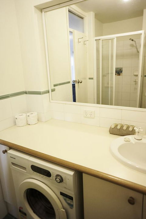 Studio 208 With Ocean Views - Queensland Tourism 15