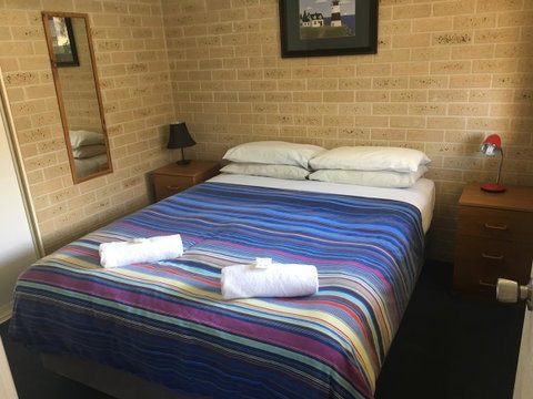 Esperance Central Accommodation - QLD Tourism 36