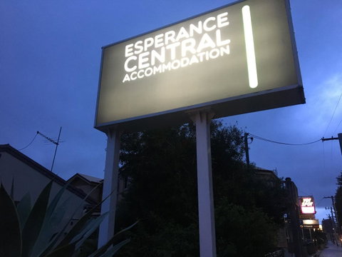 Esperance Central Accommodation - QLD Tourism 12