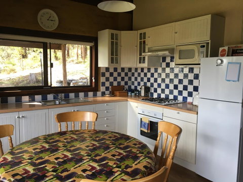 Kangaroo Valley Cottage - QLD Tourism 12