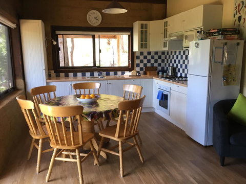 Kangaroo Valley Cottage - QLD Tourism 11