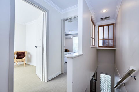 Fremantle Townhouse Unit 6 - Queensland Tourism 6