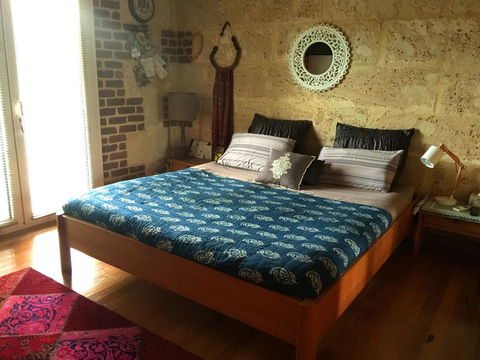 Kellers Bed And Breakfast - QLD Tourism 3