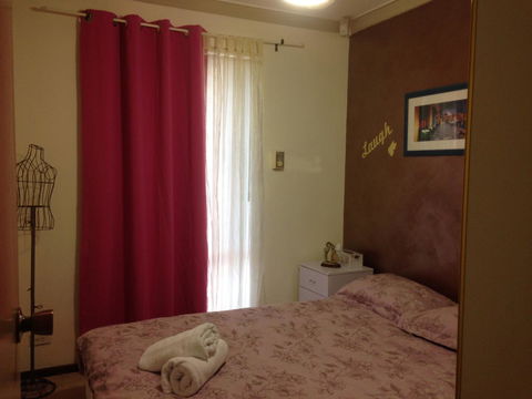 â˜… Stylish Family Home! â˜… - Queensland Tourism 13