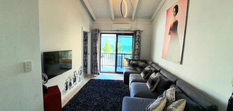 West Beach Lagoon 211 â€“ Great Views - QLD Tourism 5