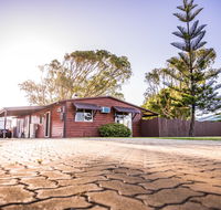 The Bothy Lancelin Family Retreat - QLD Tourism