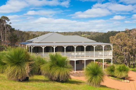 Tranquility - Queensland Tourism 0