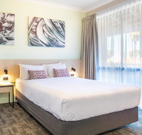 Nightcap at Wanneroo Tavern - QLD Tourism