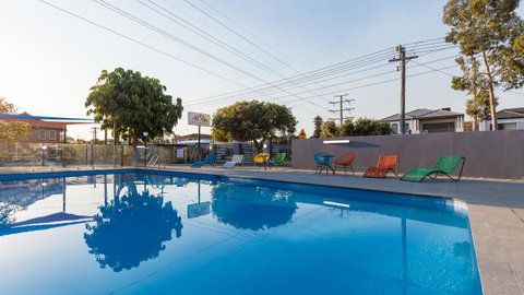 Batavia Apartments - QLD Tourism 0