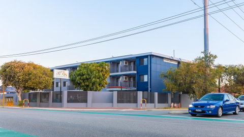 Batavia Apartments - QLD Tourism 15
