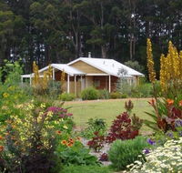 Big Brook Cottages - QLD Tourism