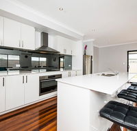 Vacation Home - QLD Tourism