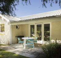 Whitesands Holiday Villas - QLD Tourism