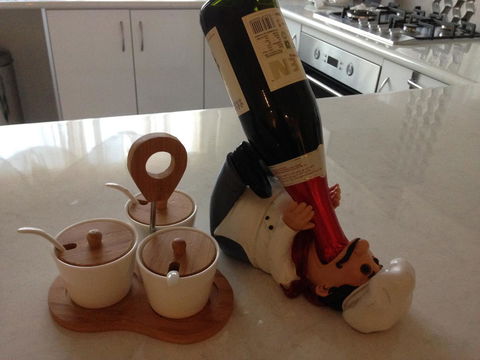 Bright & Beautiful Home On The Hills! - QLD Tourism 12