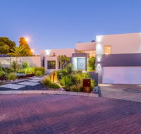 Perth Luxury Accommodation - Queensland Tourism