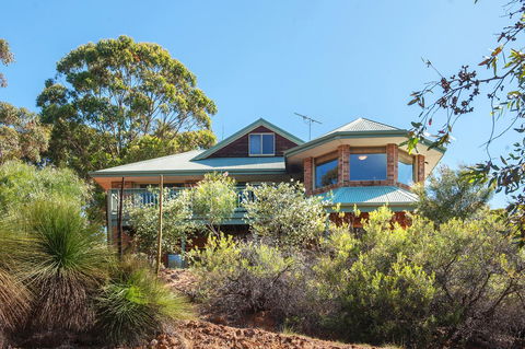 Gypsy Rise - QLD Tourism 0